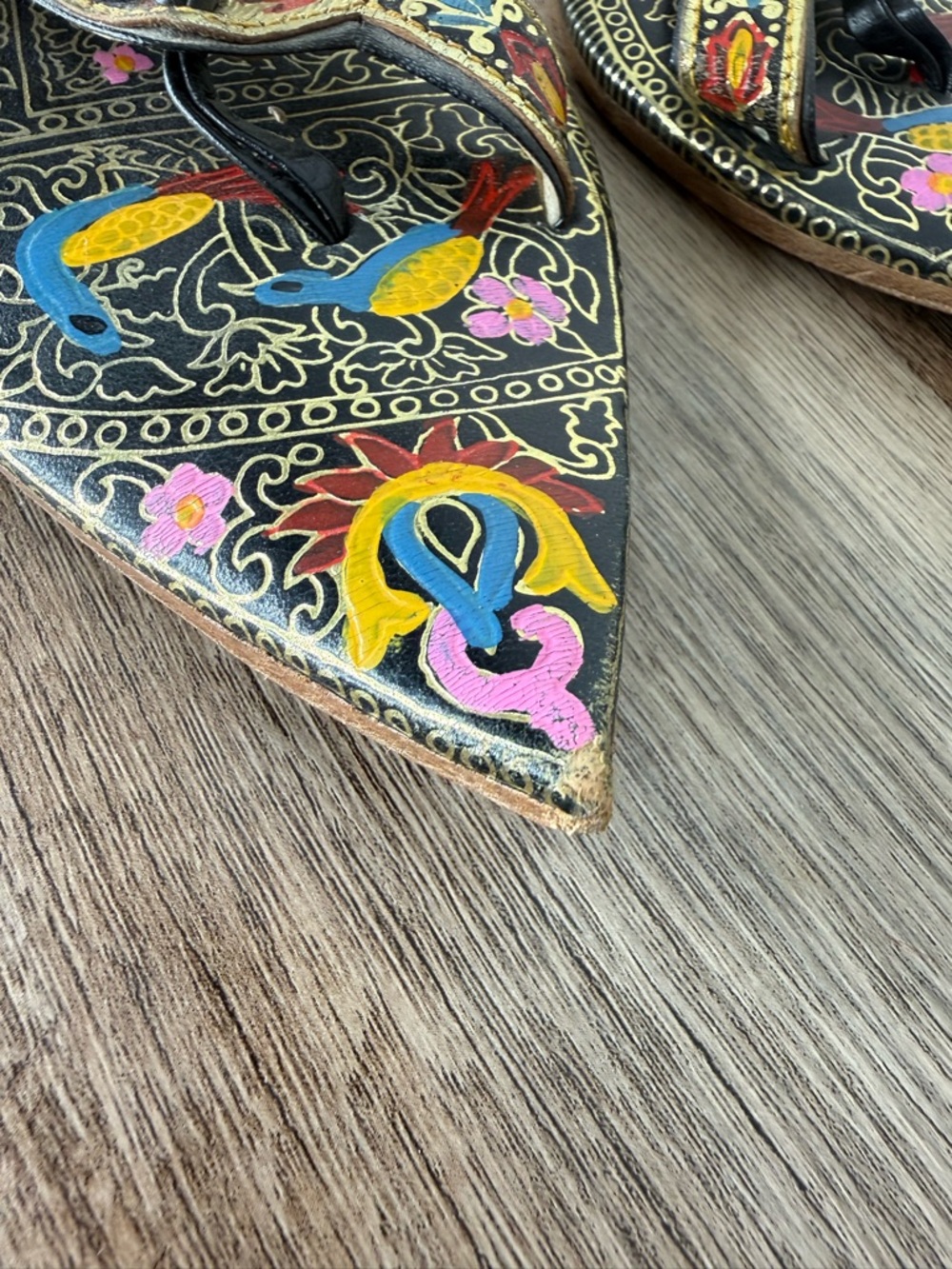 Hand Painted Leather Pointed Traditional Indian Desi Flat Juttis Sandals Thong 6 - Picture 10 of 11